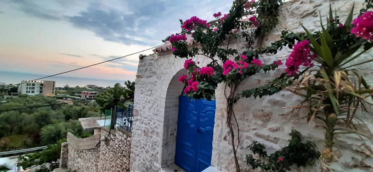 Holiday Home Qeparo Apartment